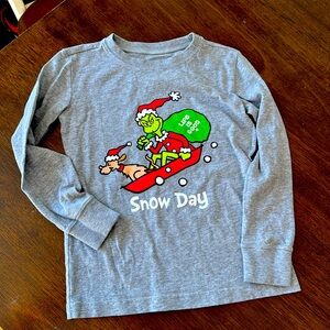 Life is Good Grinch shirt xs